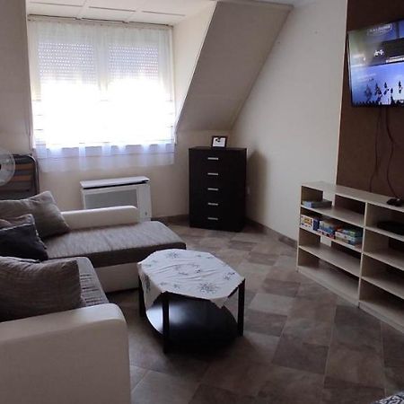 Timar Apartman Eger Eksteriør billede